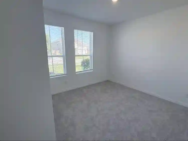 Private room + Privatebath-Angleton