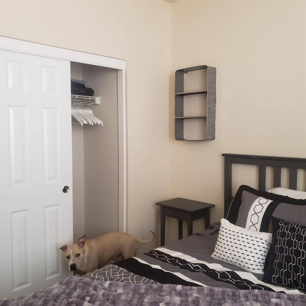 Natomas 2 Room Suite + Private Bath