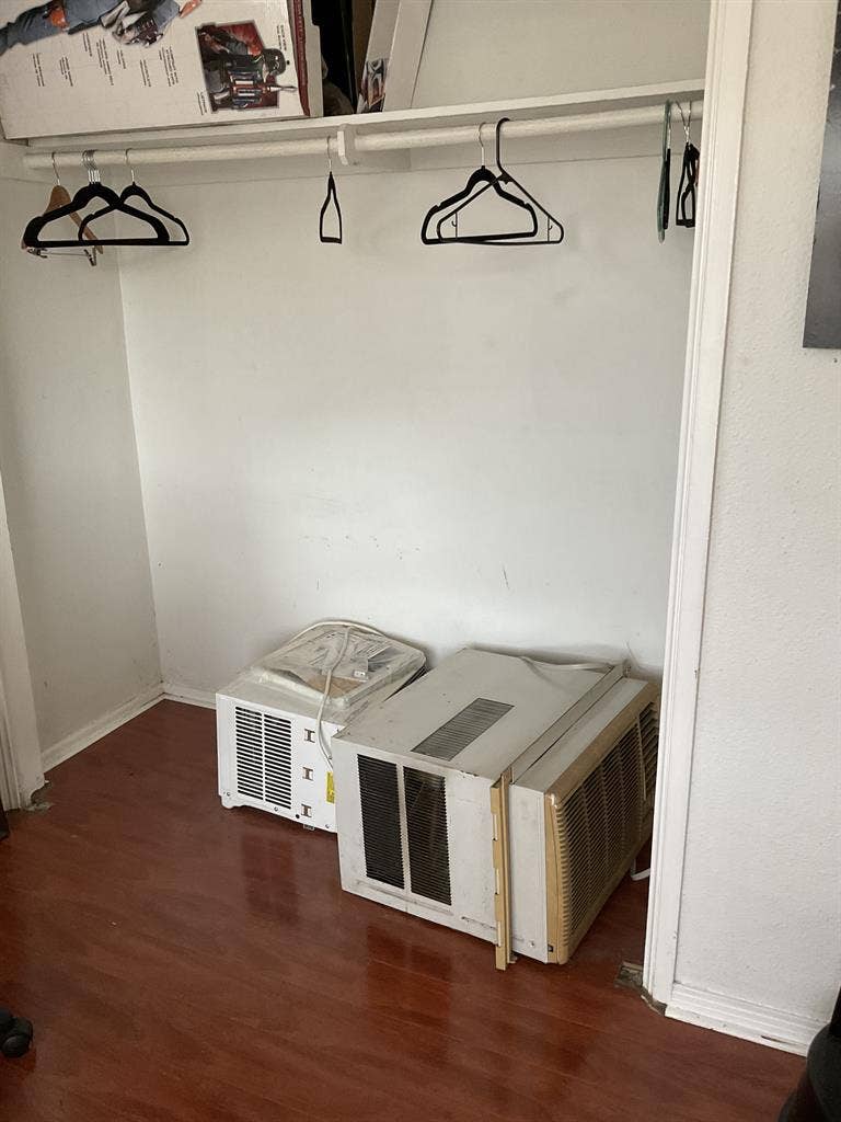 Los Angeles room for rent with view