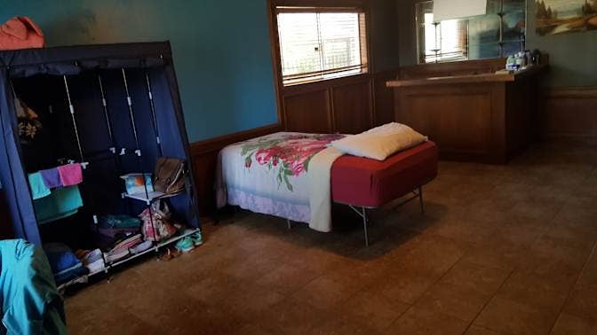 Large room N Houston $550 bills inc