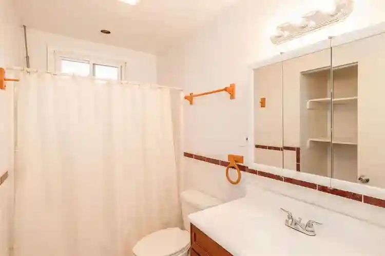 1 BR in Overland Park