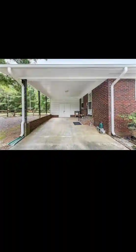 Home For Rent in great location!!