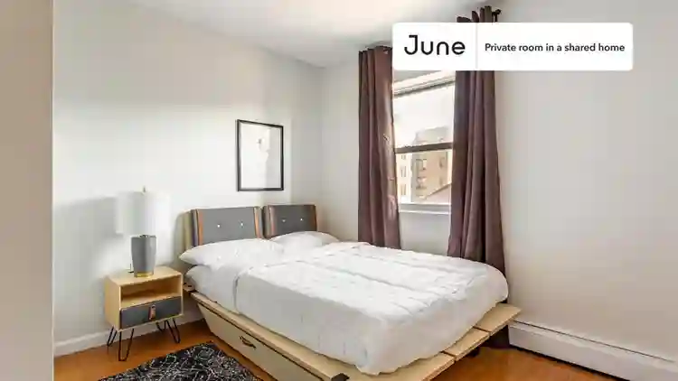 4 BR in New York City