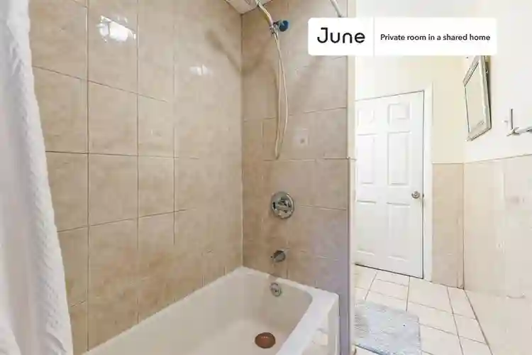5 BR in Boston