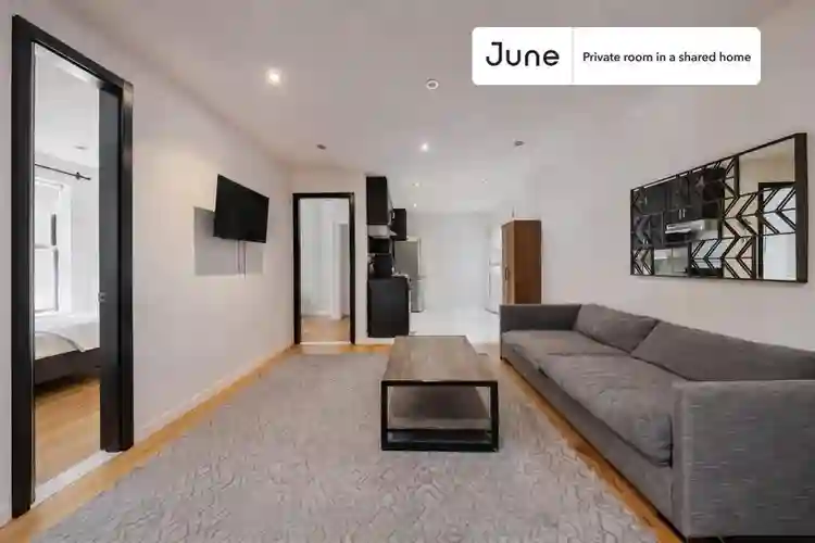 6 BR in New York City