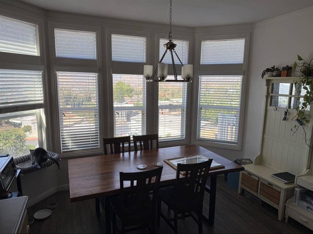 2 rooms for rent, female only