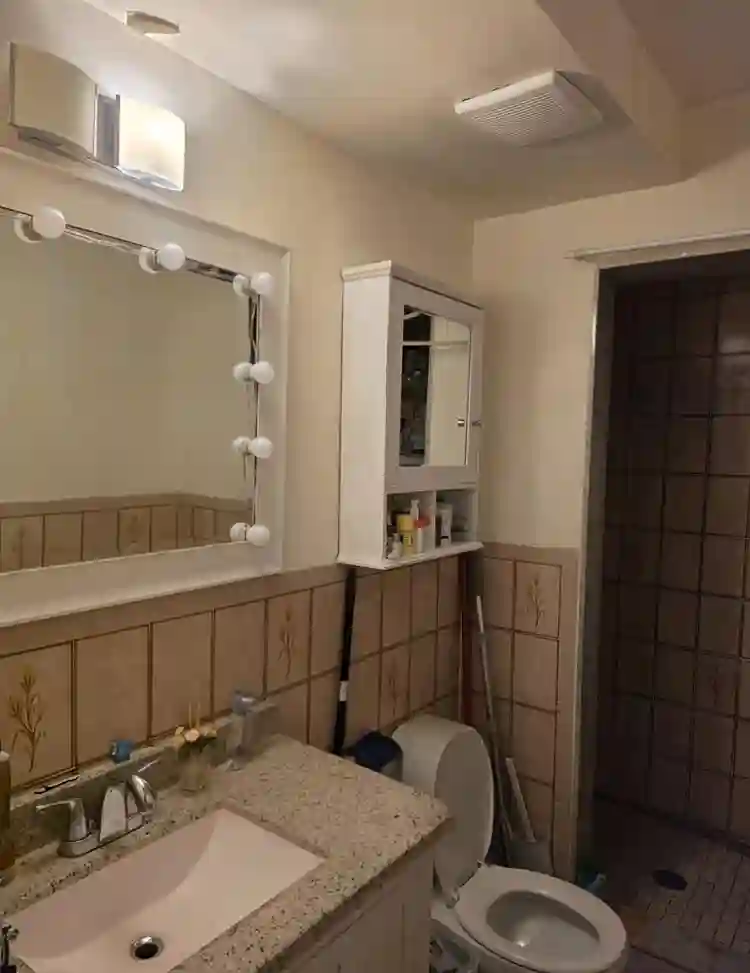 1 bdrm on Steeles Dufferin Toronto