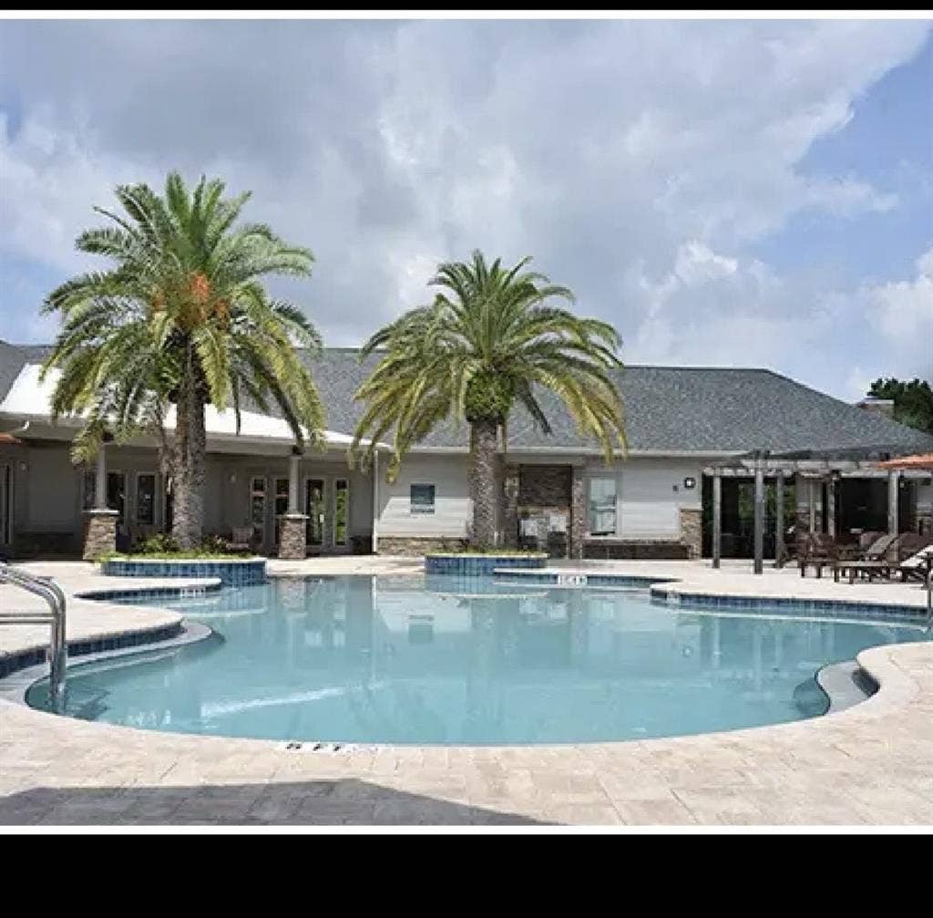 Unfurnished room in Ocoee