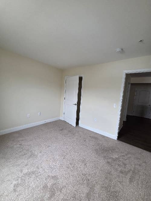 1 open room