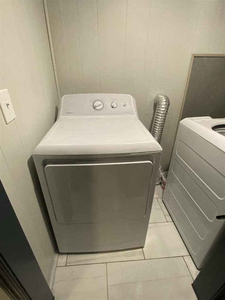 Private Room – Utilities Included