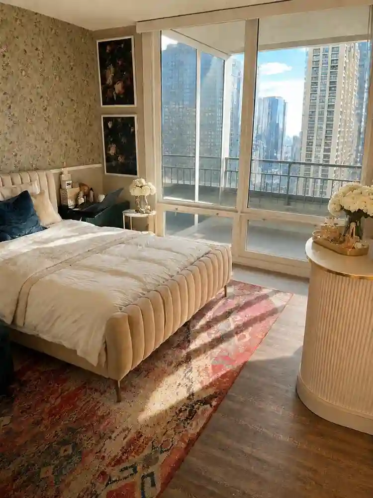 Furnished Streeterville 2BR/2BA