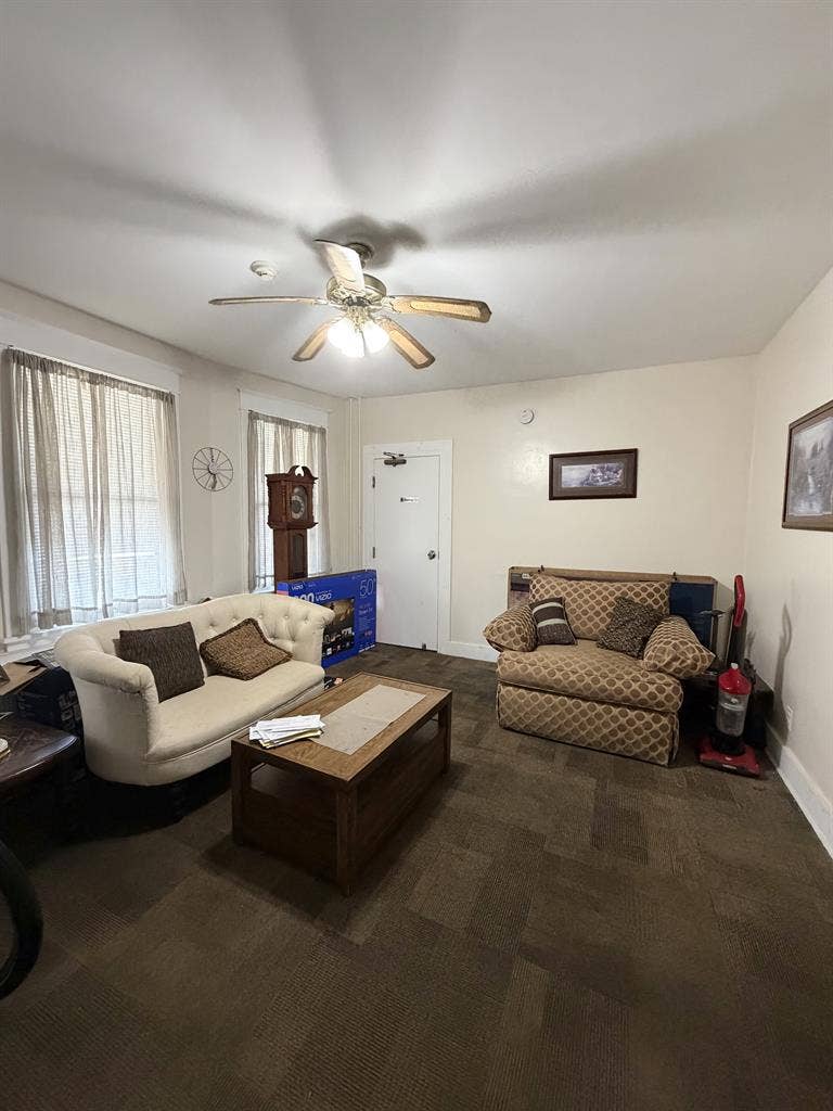 Room on New Scotland Ave Albany