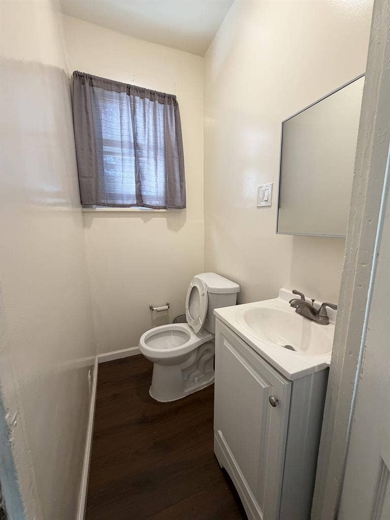 Room on New Scotland Ave Albany