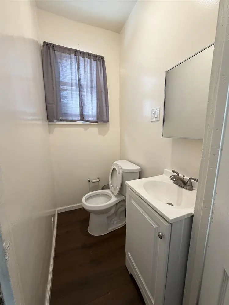 Room on New Scotland Ave Albany
