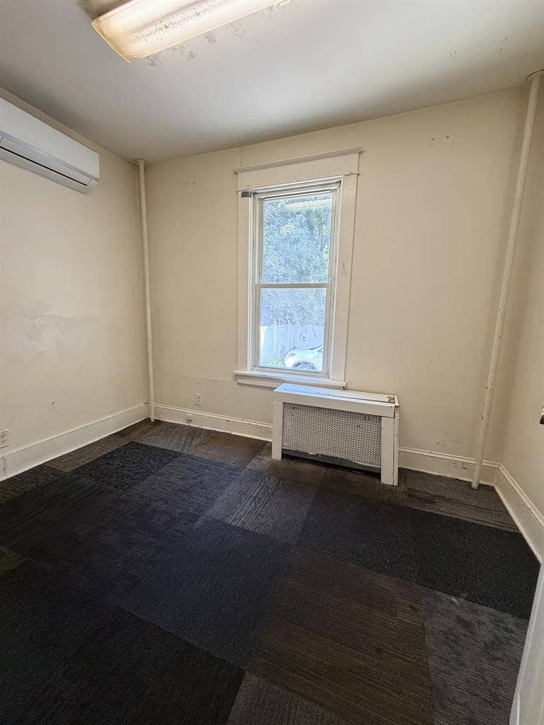Room on New Scotland Ave Albany