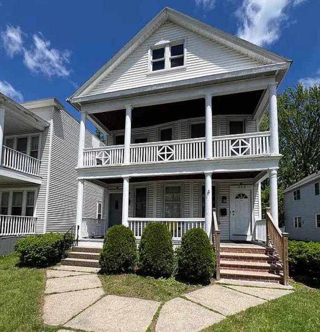 Room 4 rent on New Scotland Ave