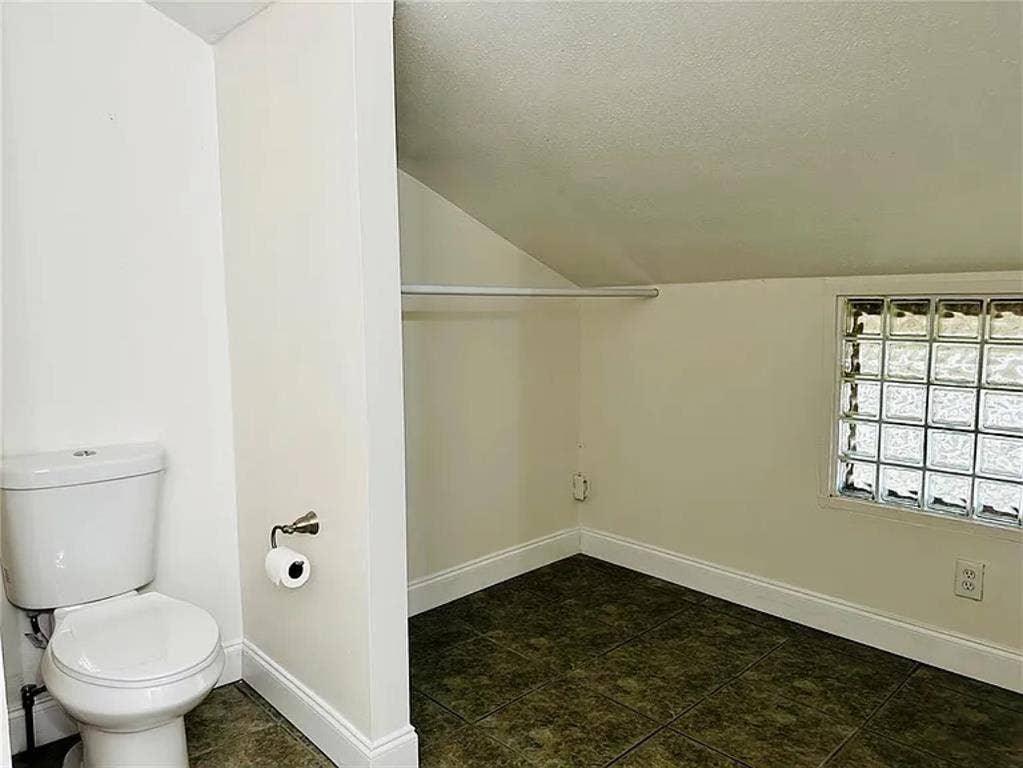 Beautiful 1bed - Move-in Ready