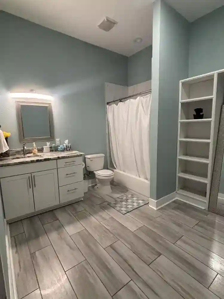 Room in Cozy Historic Home