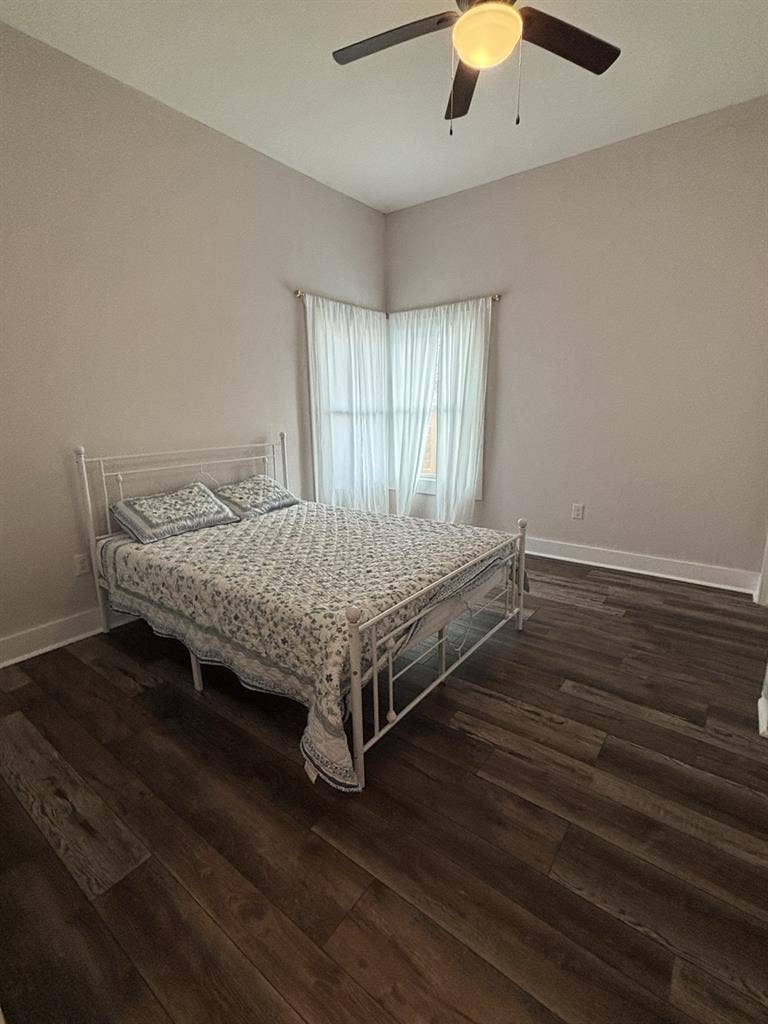 Room in Cozy Historic Home