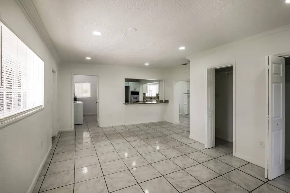 Charming Private Room+ Private Bath