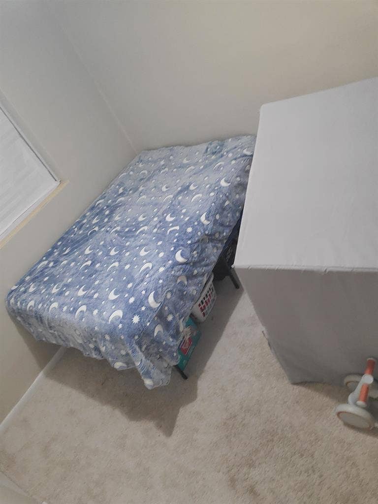 Affordable room in Orlando area.