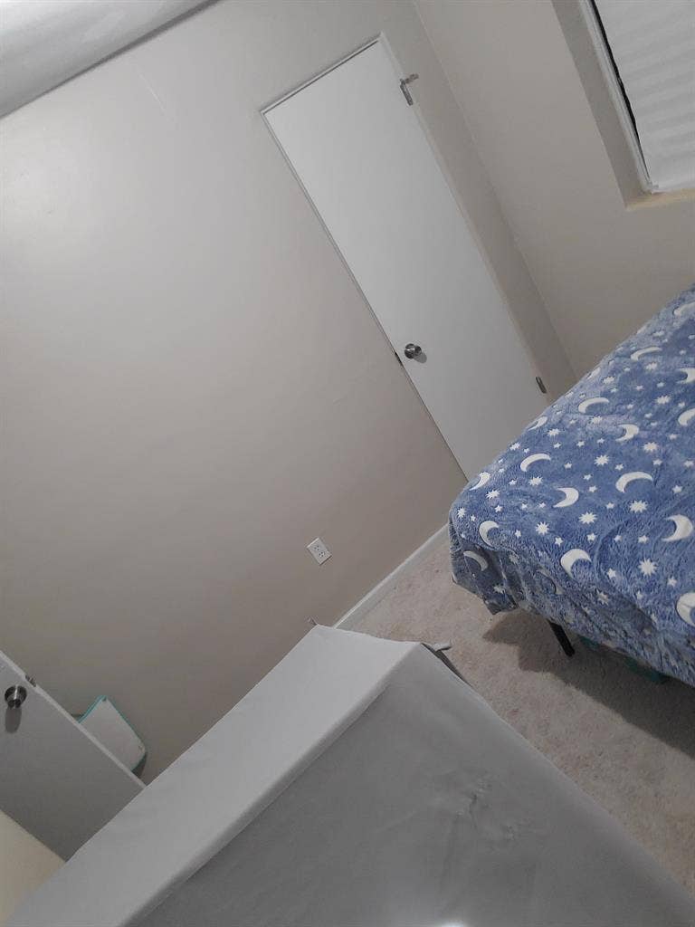 Affordable room in Orlando area.