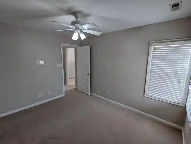 4 BR in Durham