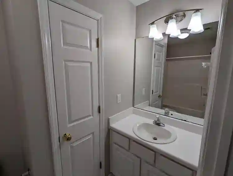 4 BR in Durham