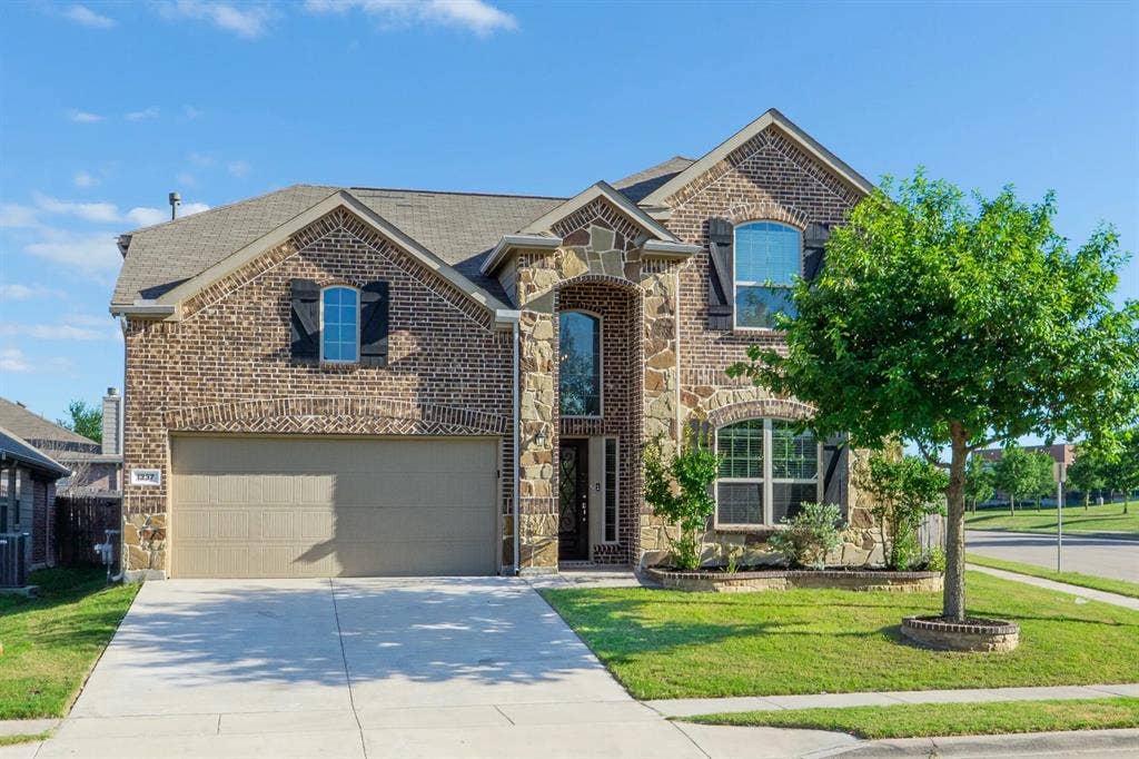 4 BR in Haslet