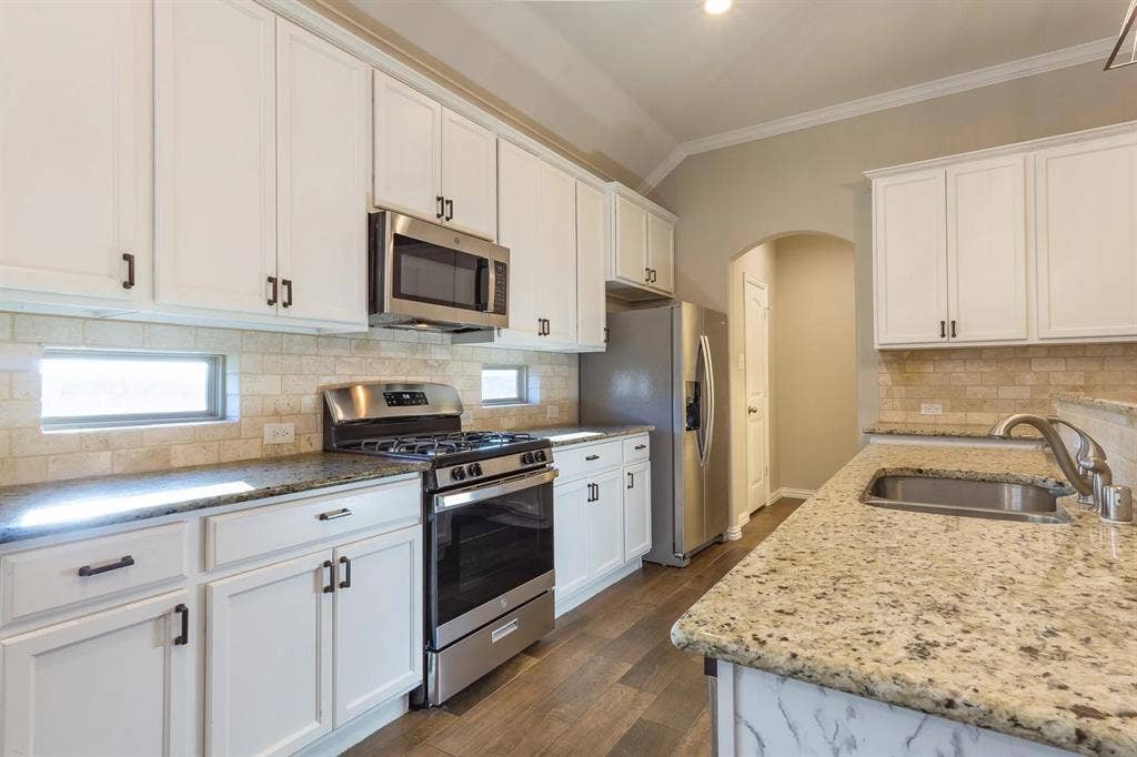 4 BR in Haslet