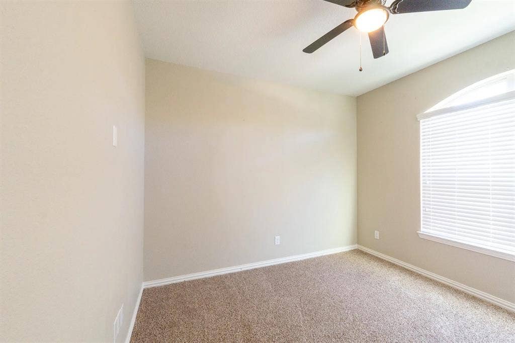 4 BR in Haslet