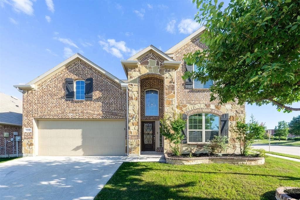 4 BR in Haslet