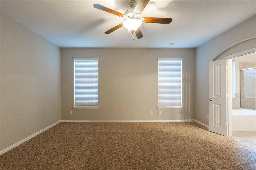 4 BR in Haslet