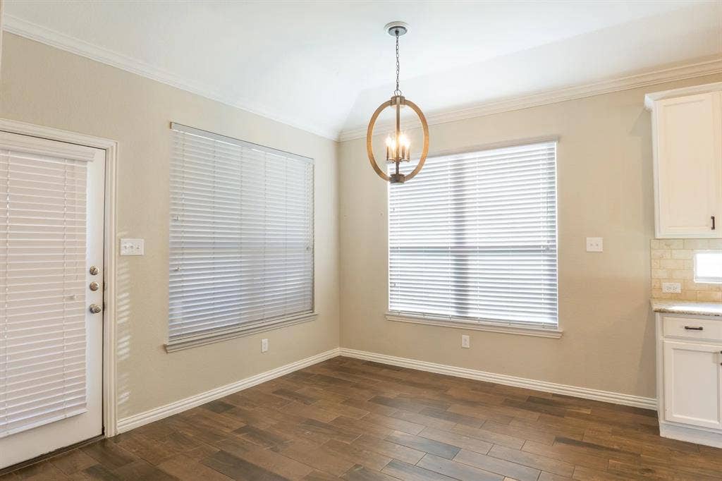 4 BR in Haslet