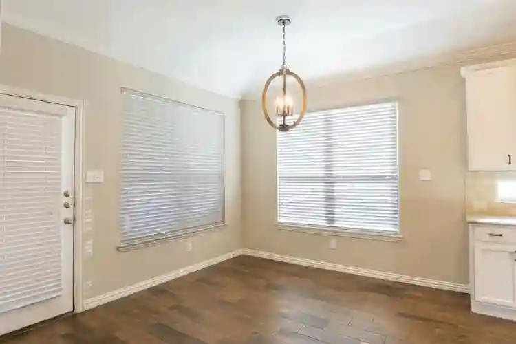 4 BR in Haslet