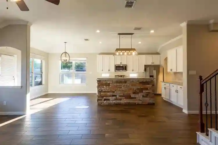 4 BR in Haslet