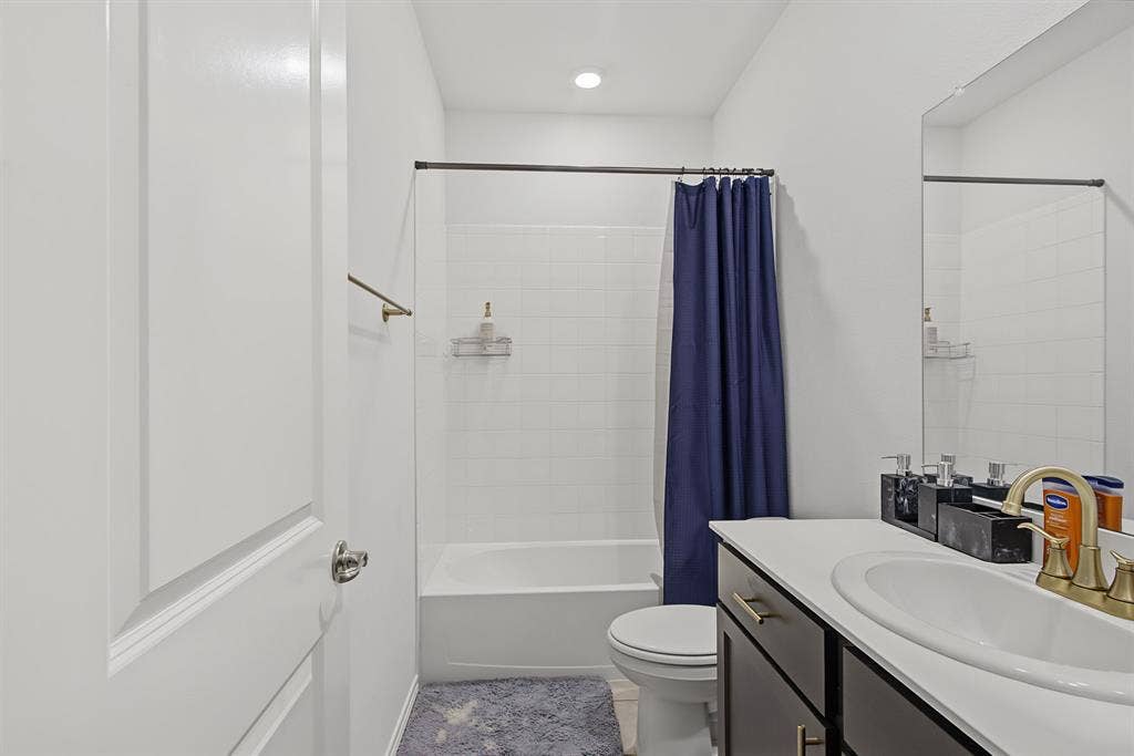 4 BR in Princeton