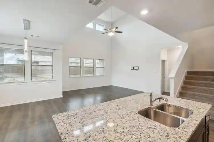 4 BR in Princeton