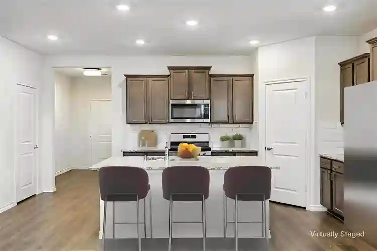 4 BR in Princeton
