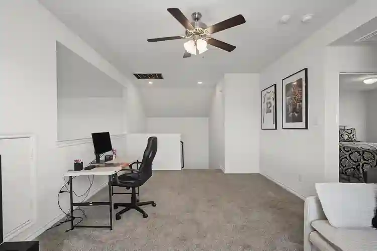 4 BR in Princeton