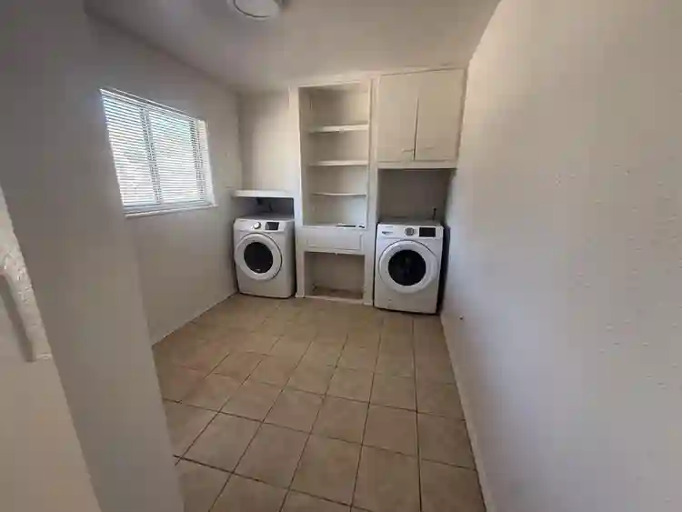 Furnished rooms for rent!!!