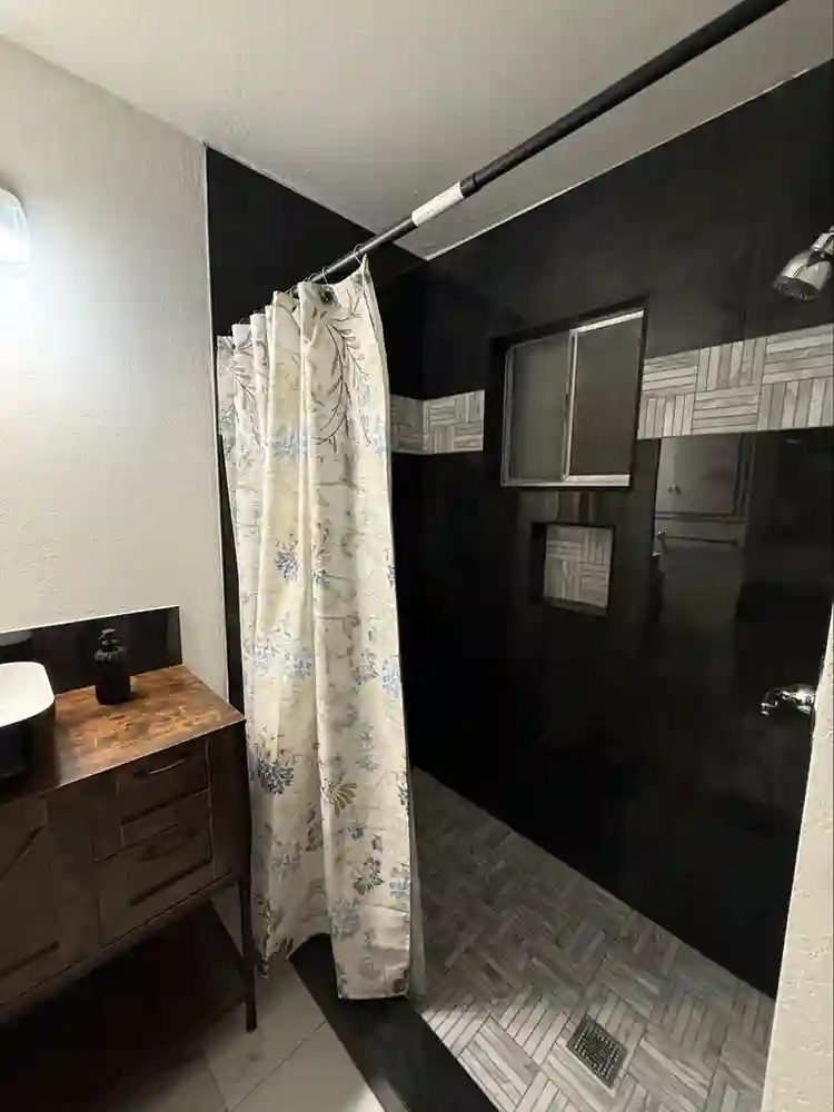 Furnished rooms for rent!!!