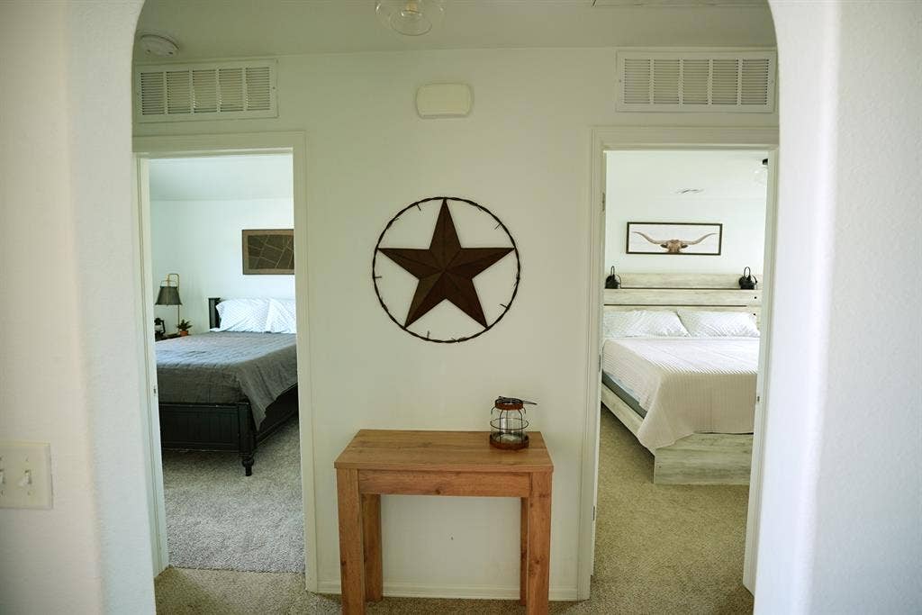Furn. Room for Rent Utilities Inc.
