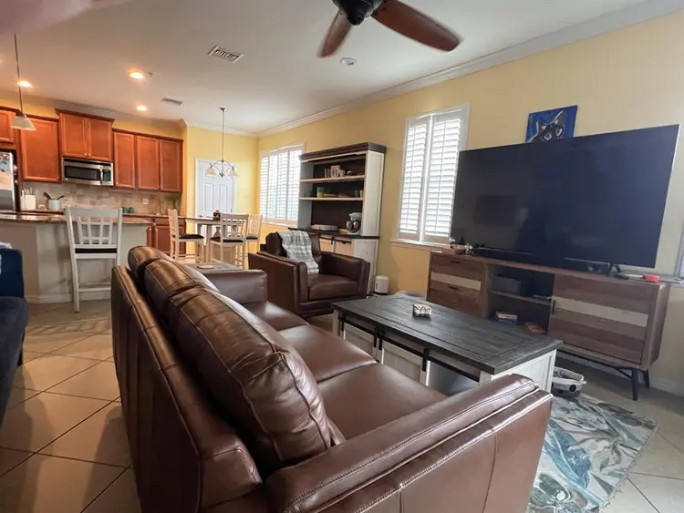 Furnished Condo to Share