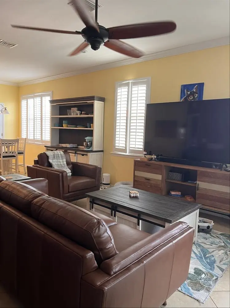 Furnished Condo to Share