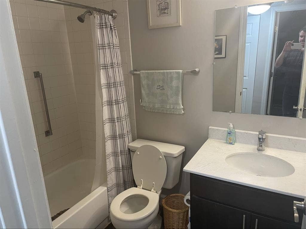 Room in Naperville