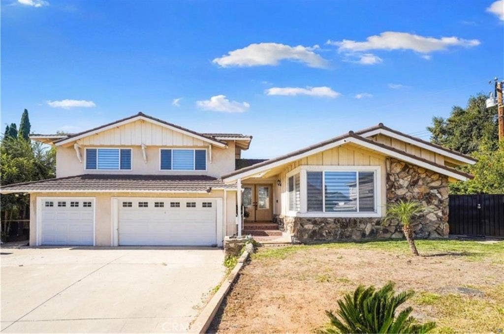 3 bedrooms in Beautiful house