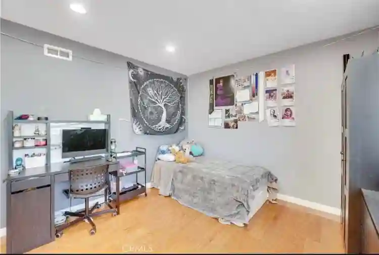 3 bedrooms in Beautiful house