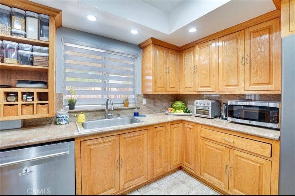 3 bedrooms in Beautiful house