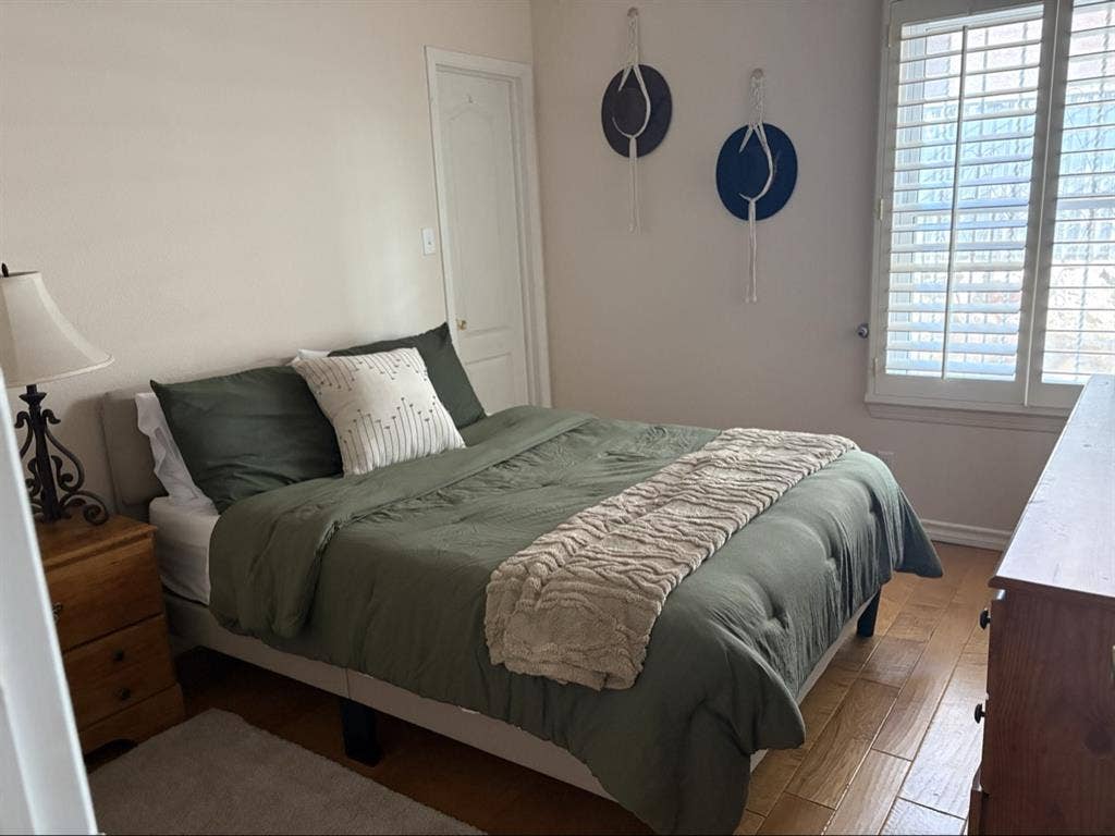 Master or regular Room for rent.